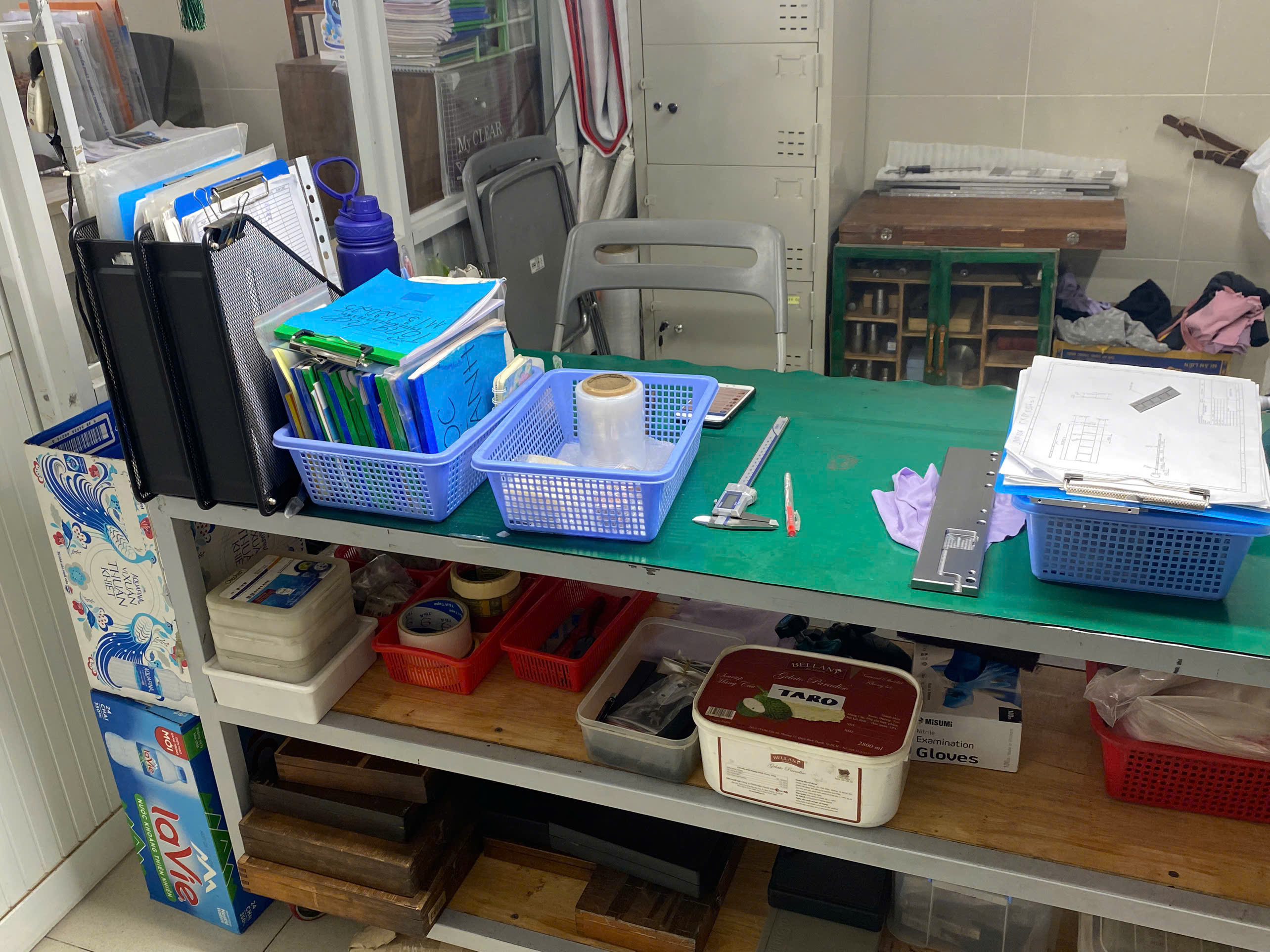 Inspection table.jpg